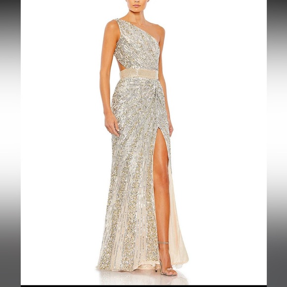 MAC DUGGAL One Shoulder, Corset Lace Back Gown With Leg Slit and Beaded Belt. 16 - Picture 2 of 10